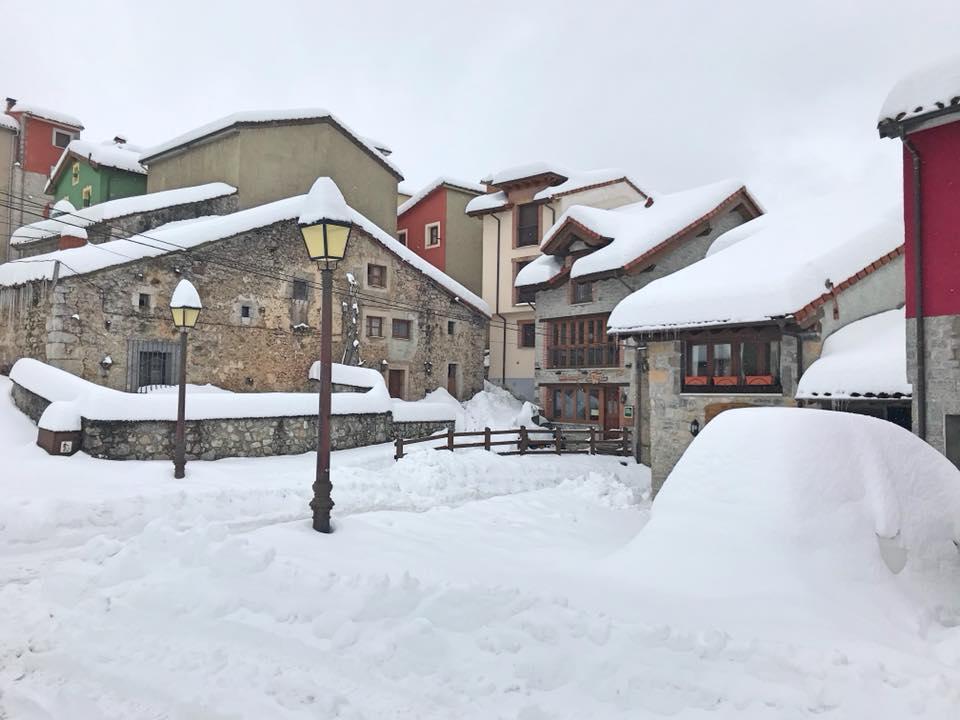 Hotel Rural Pena Castil Sotres Luaran gambar